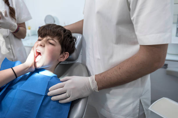 Best Emergency Tooth Extraction in Racend, LA
